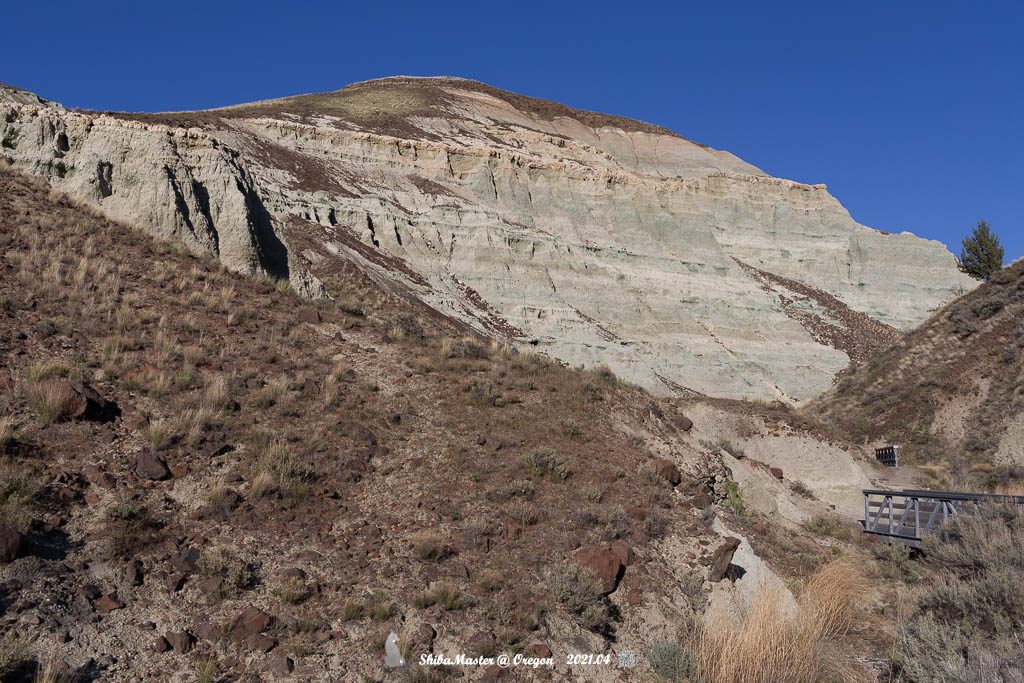 环游俄勒冈| 东线Painted Hills, Blue Basin, Maryhill